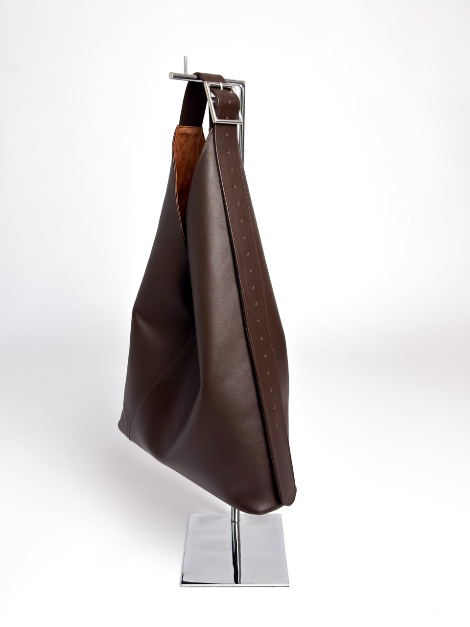 Taksu Medium in Espresso