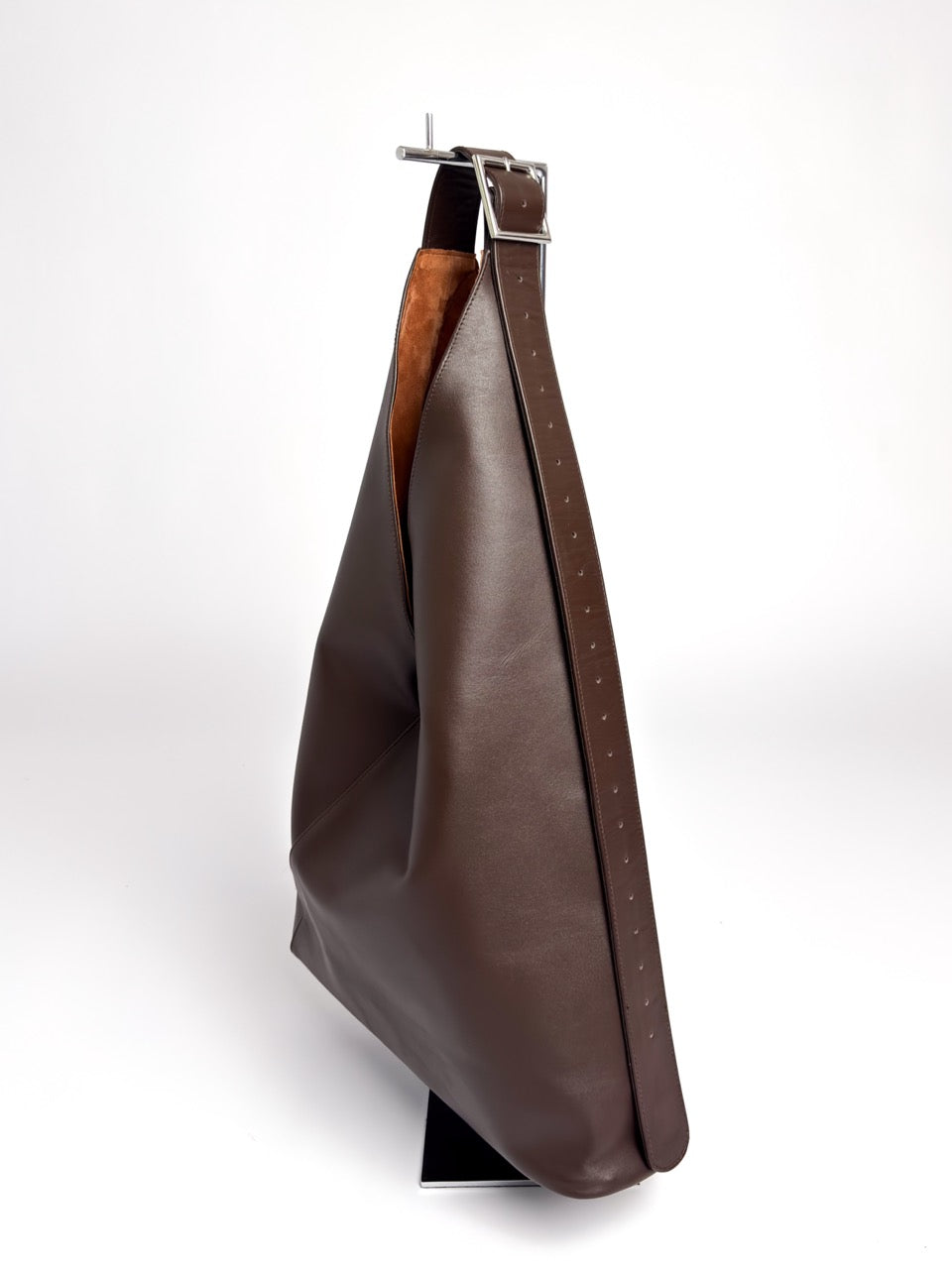 Taksu Large in Espresso