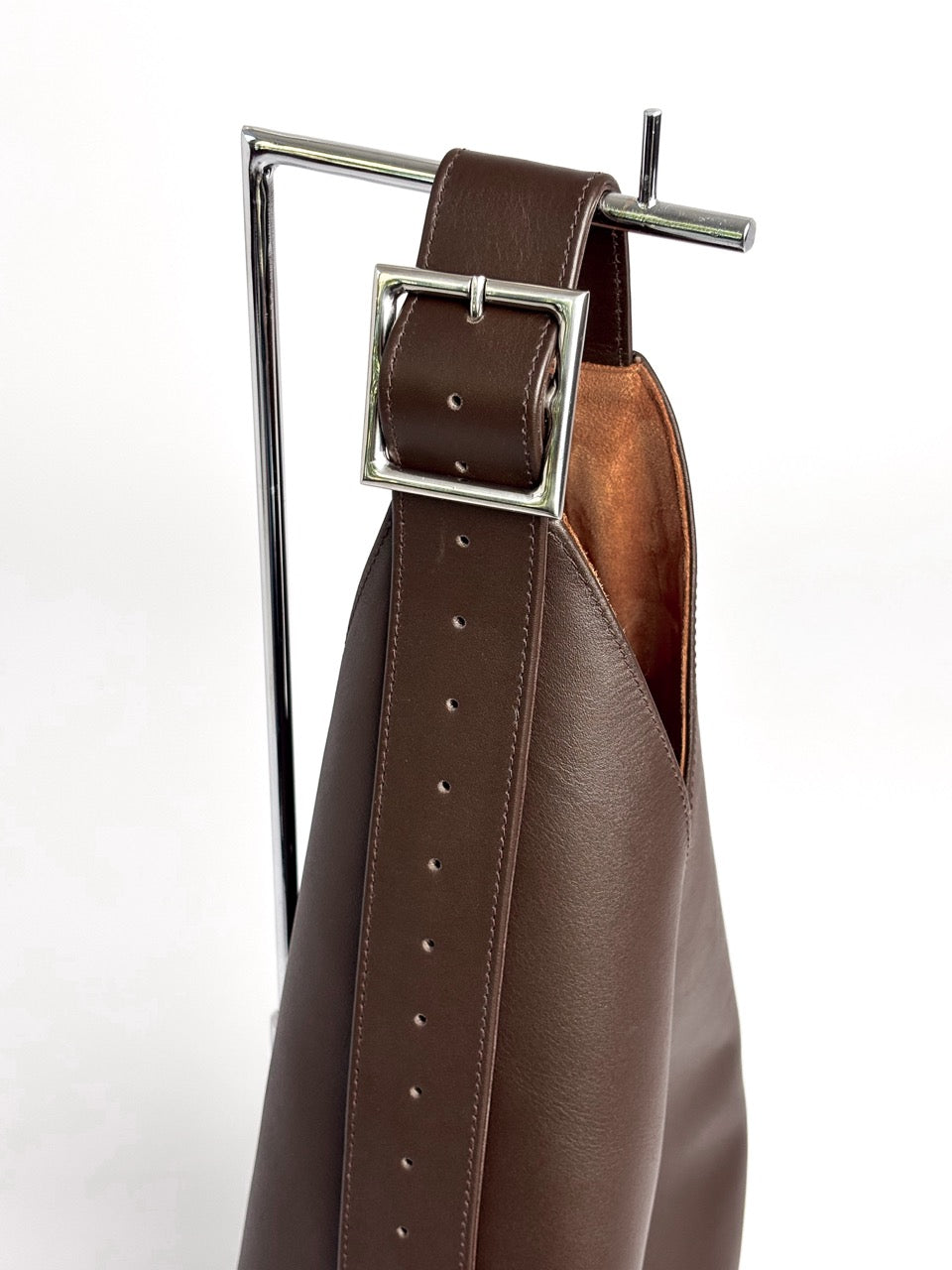 Taksu Medium in Espresso