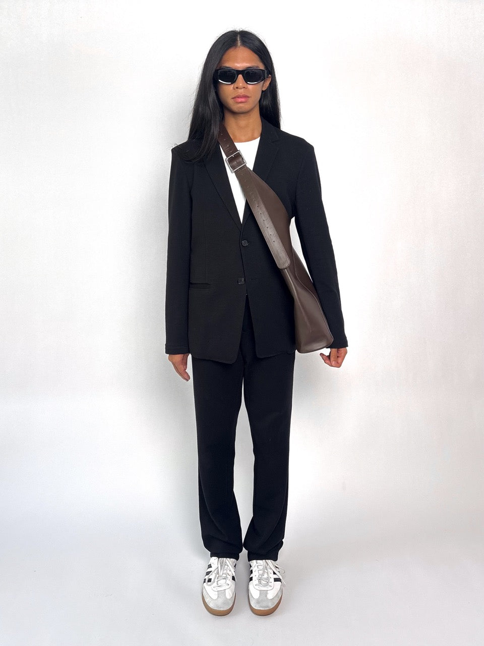 Taksu Large in Espresso