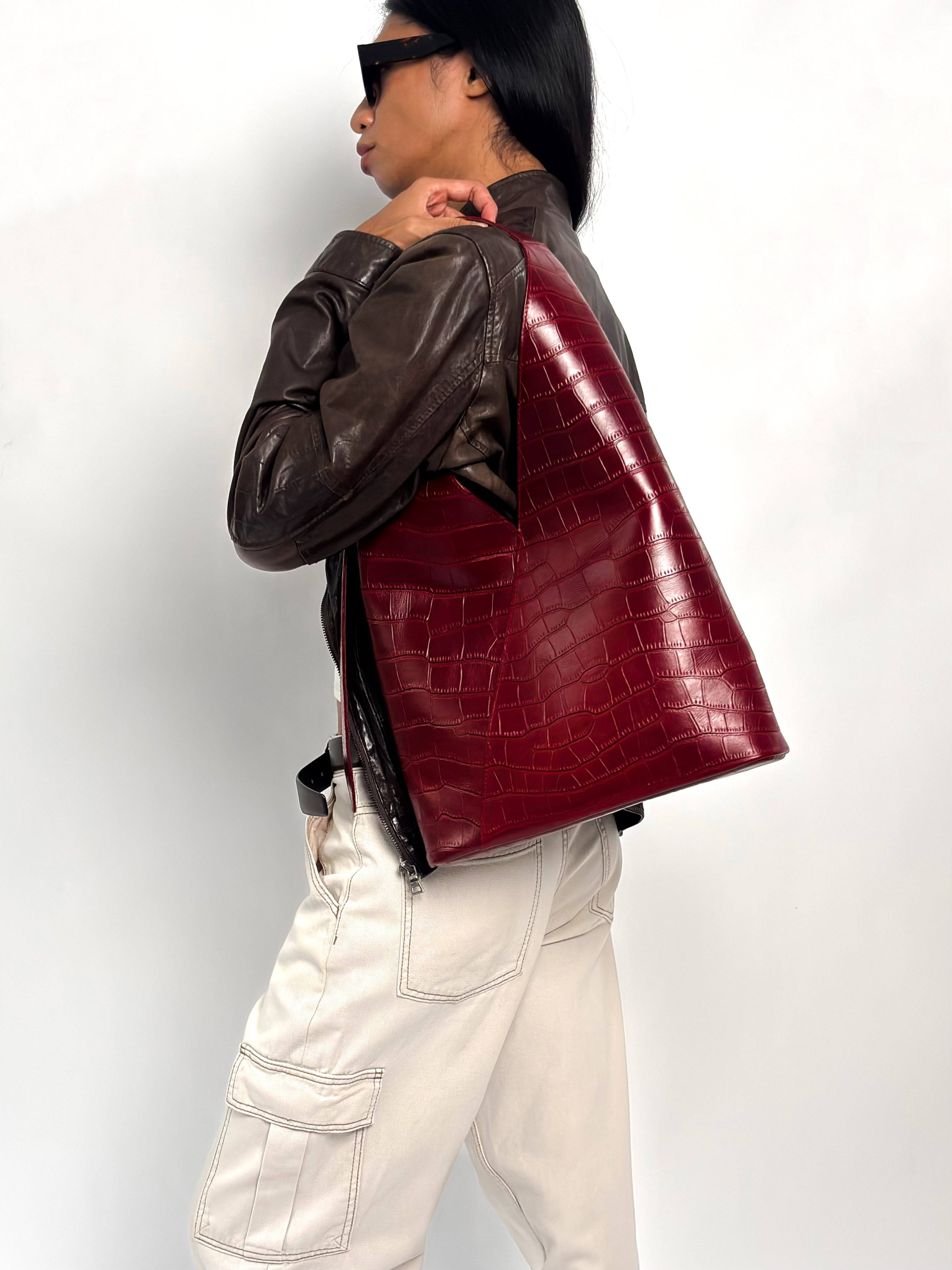 Taksu Medium in Bordeaux