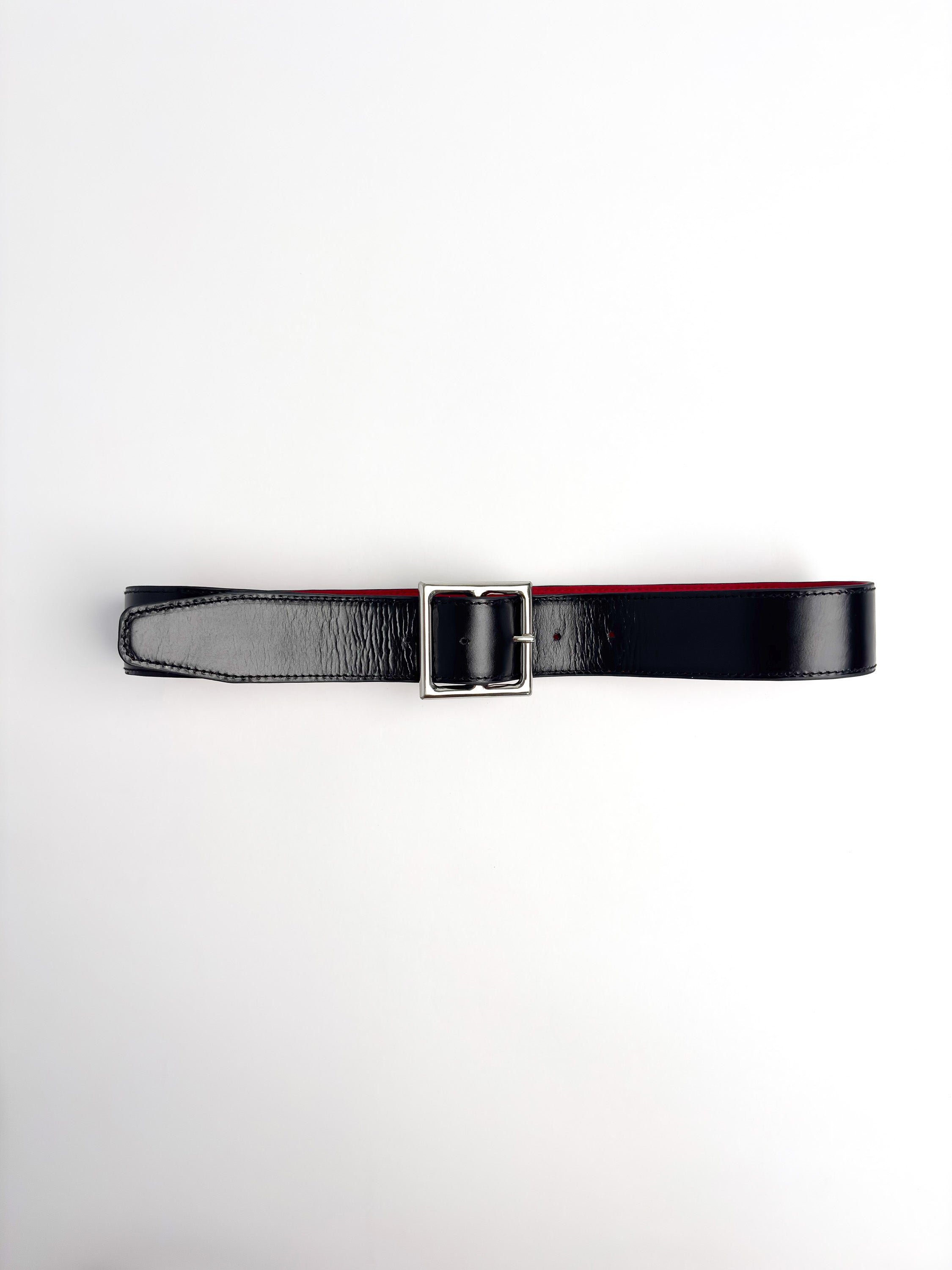 Belt in waxed finished leather