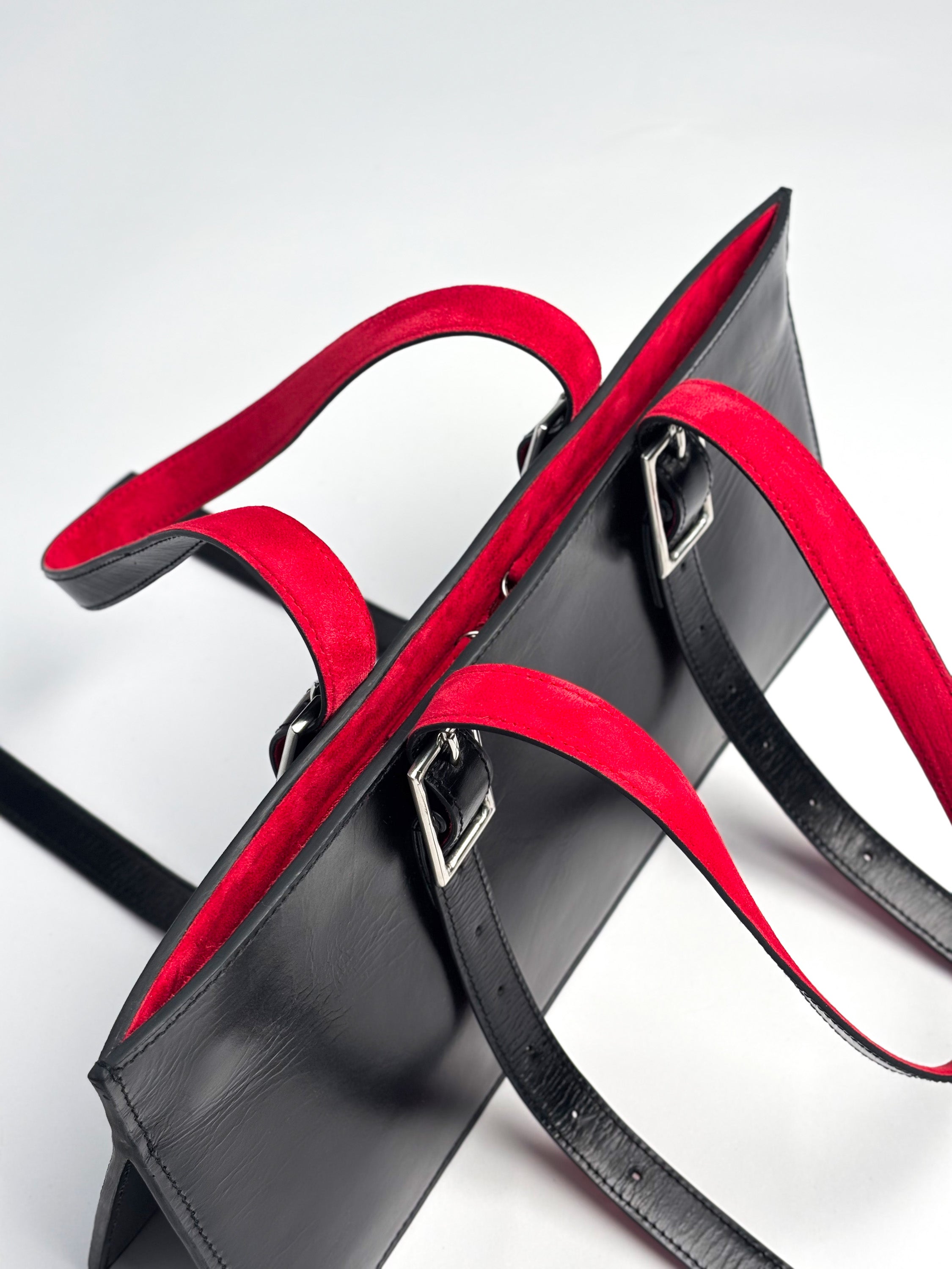 "Out and About" Bag in waxed finished leather